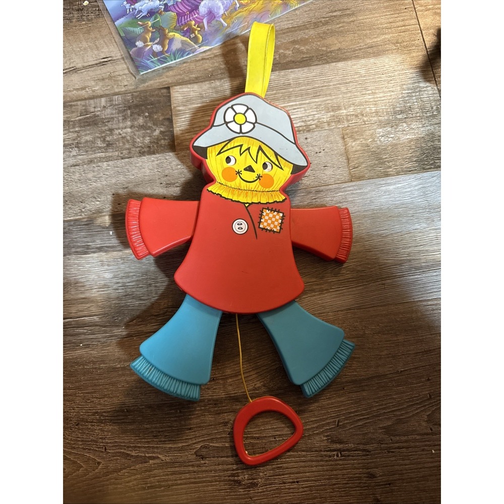 Vintage Fisher Price Scarecrow Crib toy Pull String Squeaker 1978 Jump jack #423